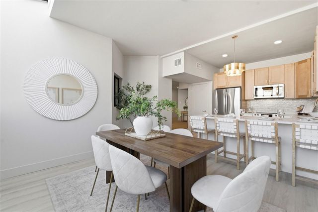 557 PINELLAS BAYWAY S 203, Tierra Verde, FL 33715