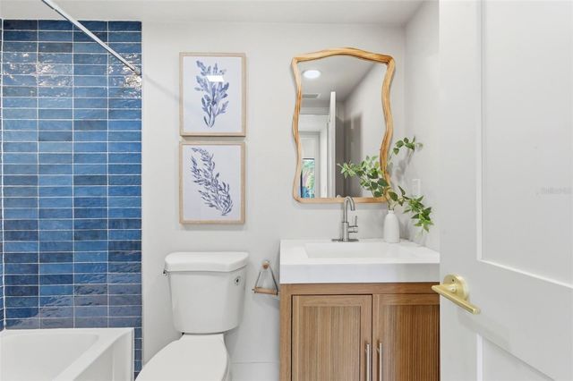 557 PINELLAS BAYWAY S 203, Tierra Verde, FL 33715