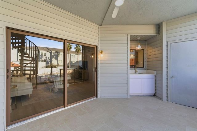 557 PINELLAS BAYWAY S 203, Tierra Verde, FL 33715