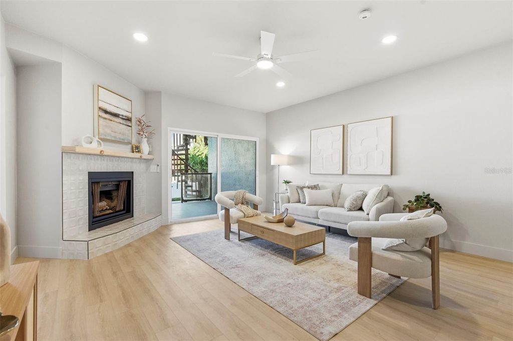 557 PINELLAS BAYWAY S 203, Tierra Verde, FL 33715