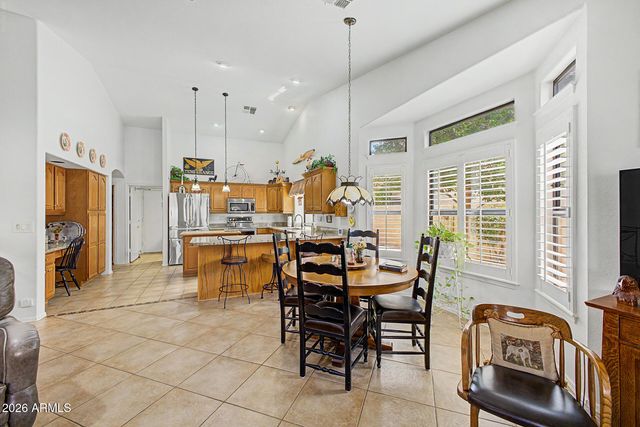 9142 W PALM TREE Drive, Peoria, AZ 85382