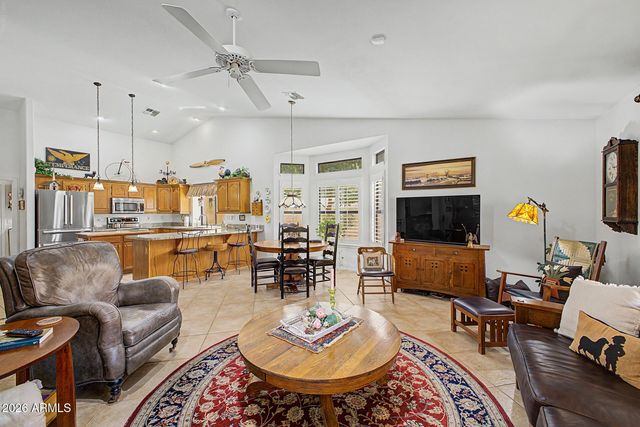 9142 W PALM TREE Drive, Peoria, AZ 85382