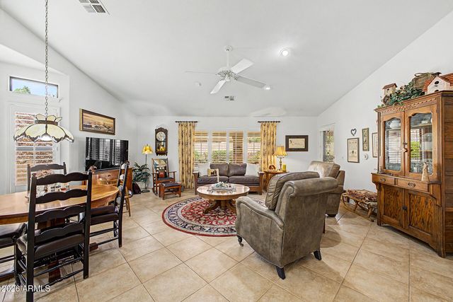 9142 W PALM TREE Drive, Peoria, AZ 85382