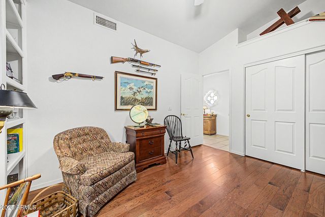 9142 W PALM TREE Drive, Peoria, AZ 85382