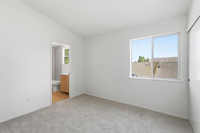 8916 Mandalay Way, Elk Grove, CA 95624