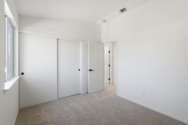 8916 Mandalay Way, Elk Grove, CA 95624