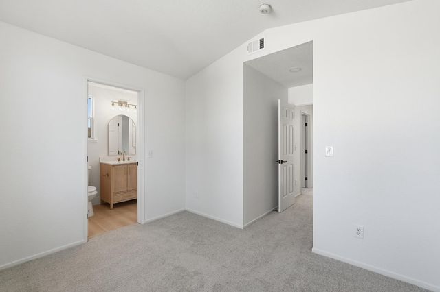 8916 Mandalay Way, Elk Grove, CA 95624