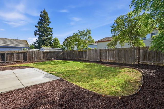 8916 Mandalay Way, Elk Grove, CA 95624