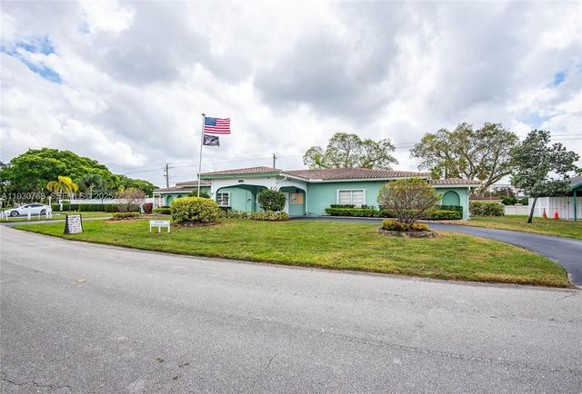 8521 NW 57th Ct, Tamarac, FL 33321