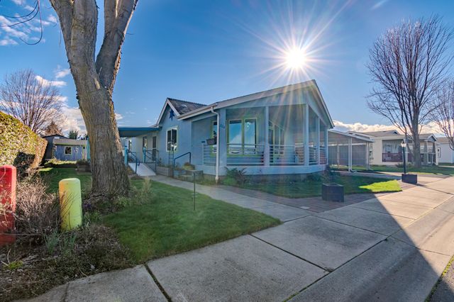 2600 Stearns Way SPC 22A, Medford, OR 97501