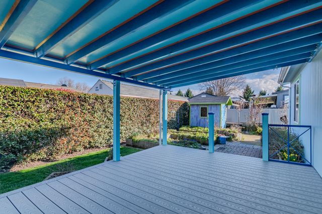 2600 Stearns Way SPC 22A, Medford, OR 97501