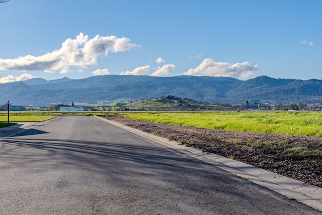 2600 Stearns Way SPC 22A, Medford, OR 97501