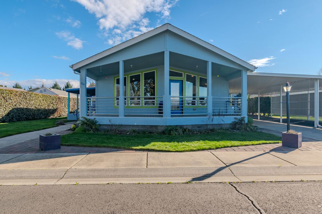 2600 Stearns Way SPC 22A, Medford, OR 97501