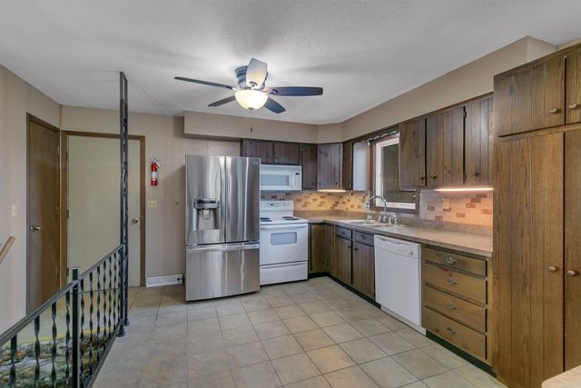 10601 56 1/2 Street, Palmer Twp, MN 55319