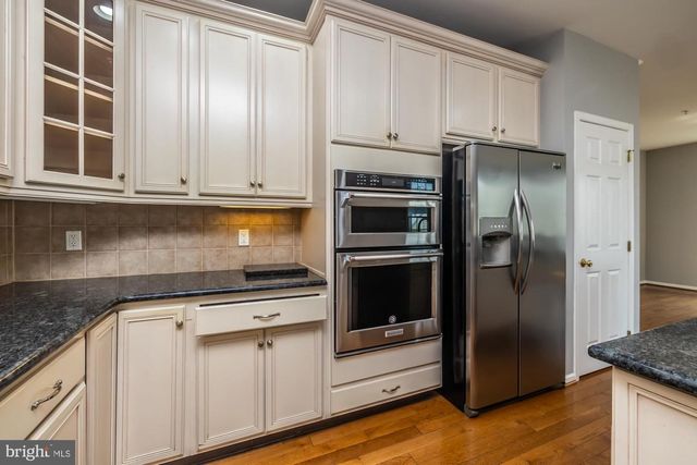 406 DORNISHWOOD PL, Chalfont, PA 18914