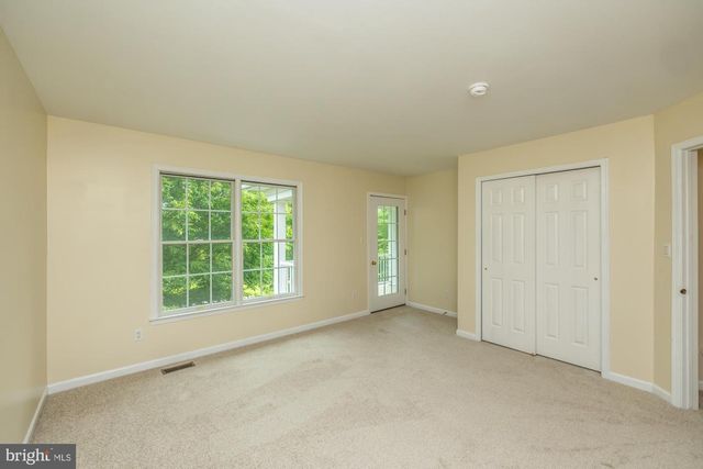 406 DORNISHWOOD PL, Chalfont, PA 18914