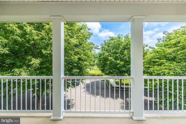 406 DORNISHWOOD PL, Chalfont, PA 18914