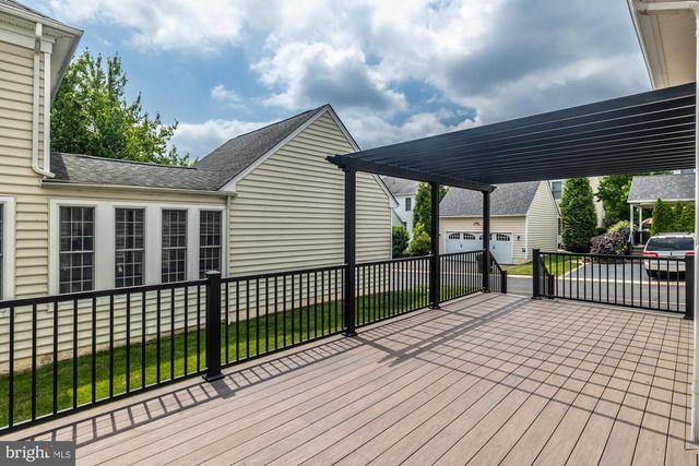 406 DORNISHWOOD PL, Chalfont, PA 18914