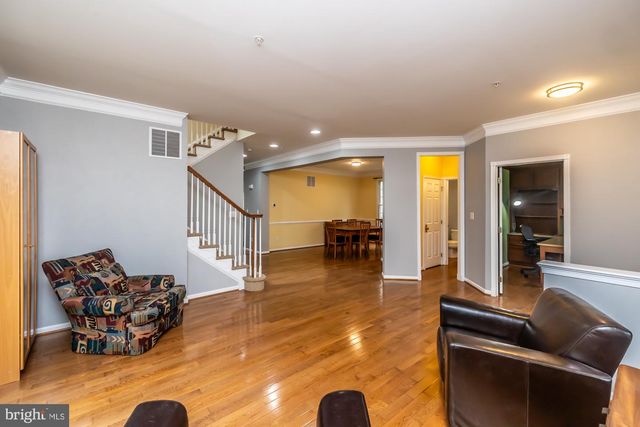 406 DORNISHWOOD PL, Chalfont, PA 18914