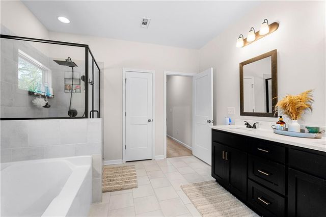 296 Beavers Road, Grantville, GA 30220