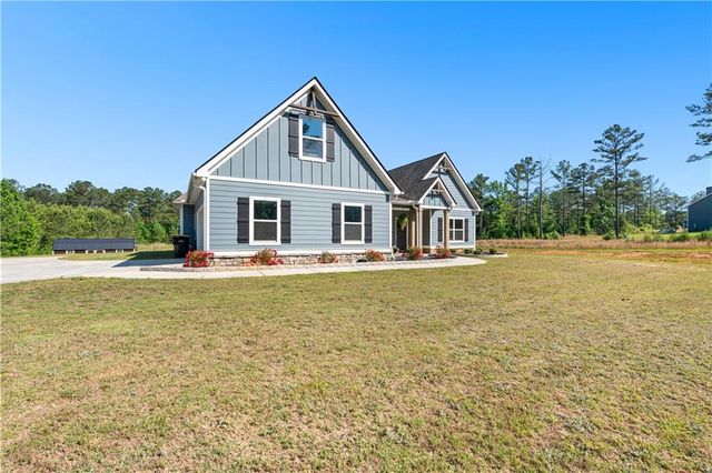 296 Beavers Road, Grantville, GA 30220