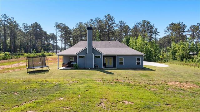 296 Beavers Road, Grantville, GA 30220