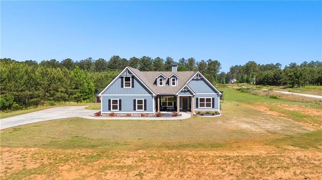 296 Beavers Road, Grantville, GA 30220