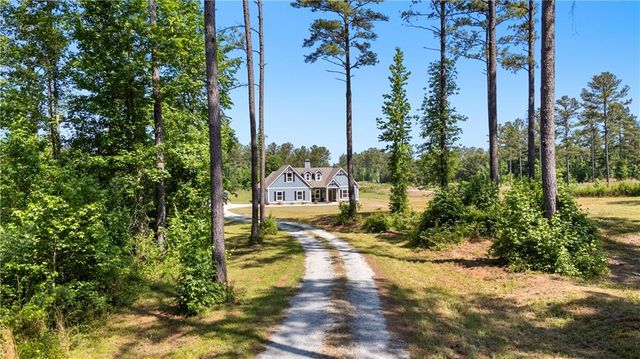 296 Beavers Road, Grantville, GA 30220