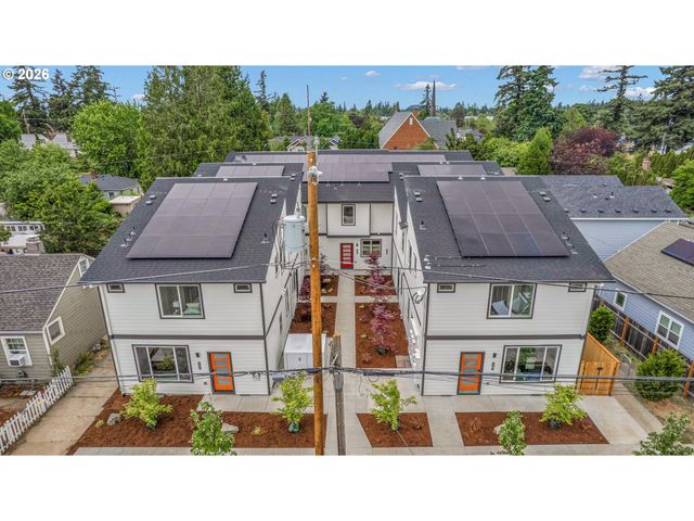 8075 Se Carlton St, Portland, OR 97206