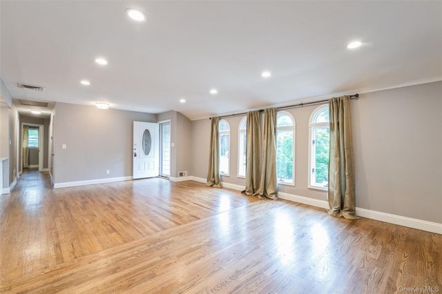 182 Smithtown Polk Boulevard, Centereach, NY 11720