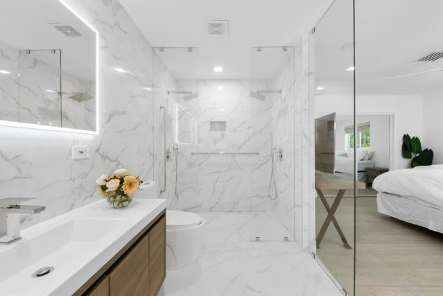 5210 NE 17th Terrace, Fort Lauderdale, FL 33334