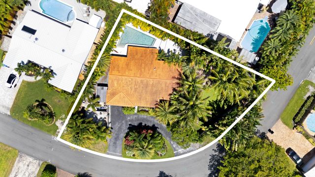 5210 NE 17th Terrace, Fort Lauderdale, FL 33334