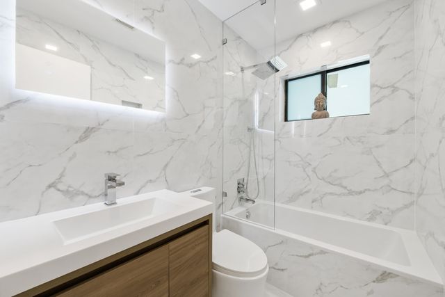 5210 NE 17th Terrace, Fort Lauderdale, FL 33334
