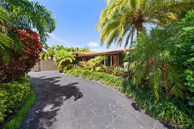 5210 NE 17th Terrace, Fort Lauderdale, FL 33334