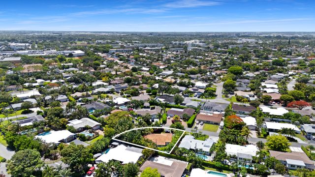 5210 NE 17th Terrace, Fort Lauderdale, FL 33334