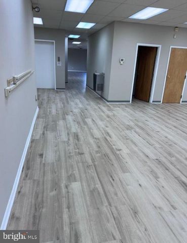 9 LAWN, Jeffersonville, PA 19403