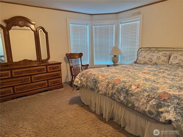 1214 50th Place, Seaview, WA 98644