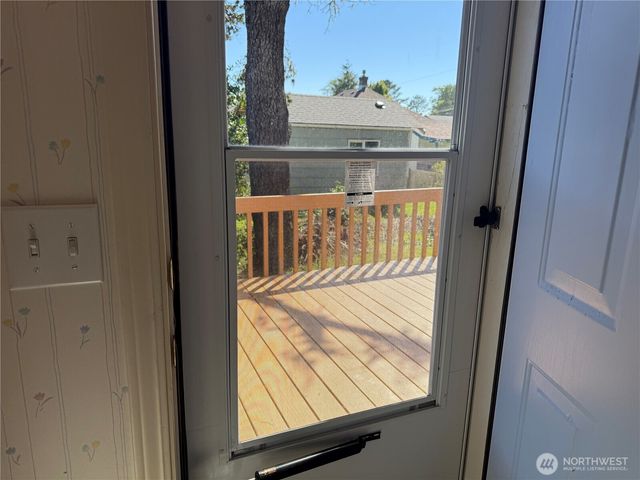 1214 50th Place, Seaview, WA 98644