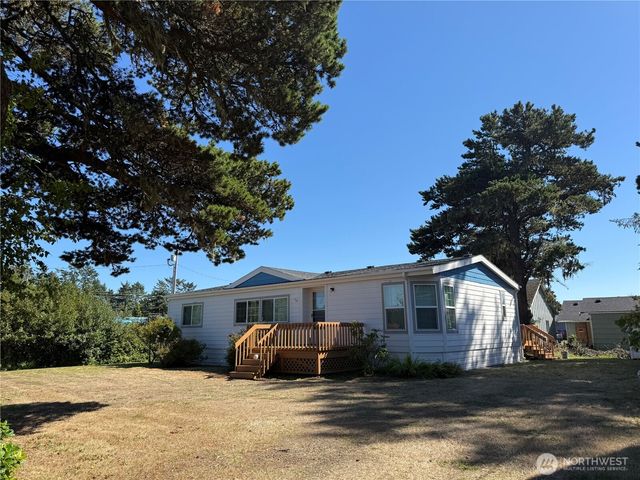 1214 50th Place, Seaview, WA 98644
