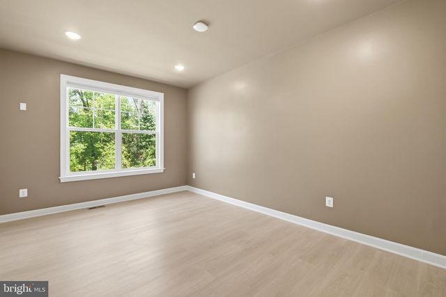 11610 WYNNIFRED PL, Glenn Dale, MD 20769