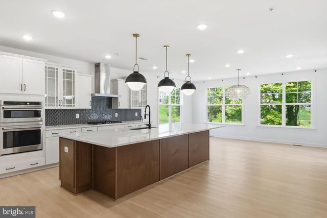 11610 WYNNIFRED PL, Glenn Dale, MD 20769