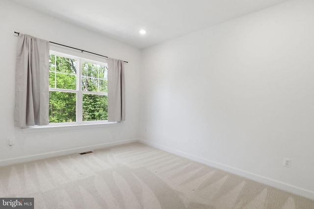 11610 WYNNIFRED PL, Glenn Dale, MD 20769