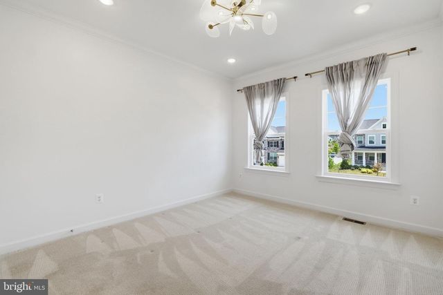 11610 WYNNIFRED PL, Glenn Dale, MD 20769