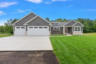 9764 56th Avenue, Allendale Twp, MI 49401