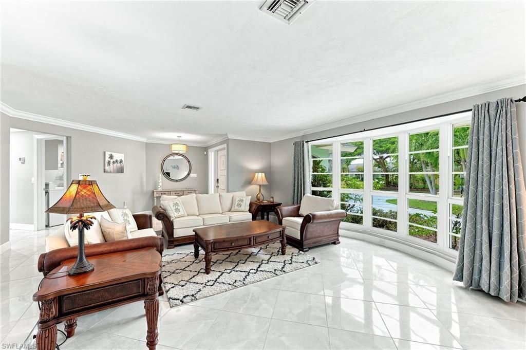 350 Pinehurst CIR, NAPLES, FL 34113 — photo 4