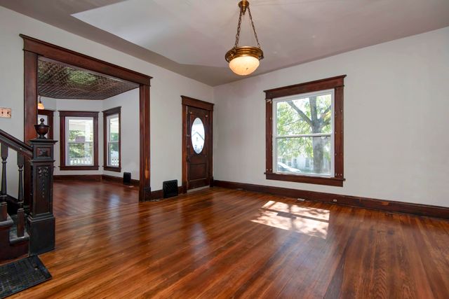 503 Mcnatt Avenue, Aurora, MO 65605