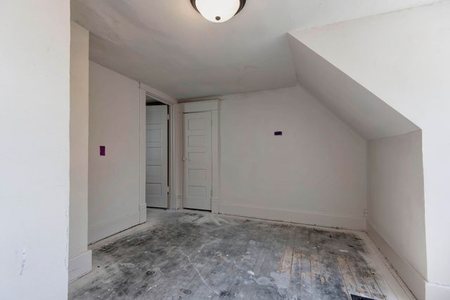 503 Mcnatt Avenue, Aurora, MO 65605