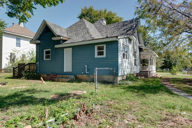 503 Mcnatt Avenue, Aurora, MO 65605