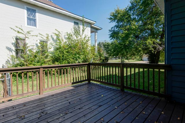 503 Mcnatt Avenue, Aurora, MO 65605