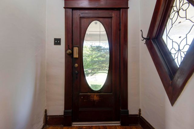 503 Mcnatt Avenue, Aurora, MO 65605